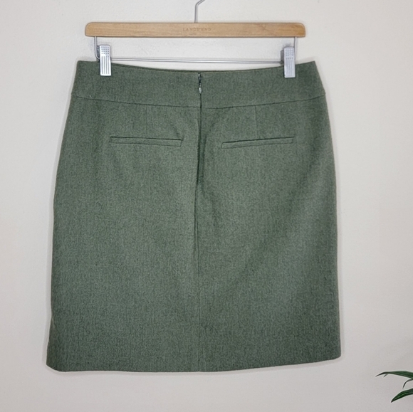 Talbots | Olive Green Wool Blend Skirt with Zipper Pockets Size 6 - Picture 3 of 4